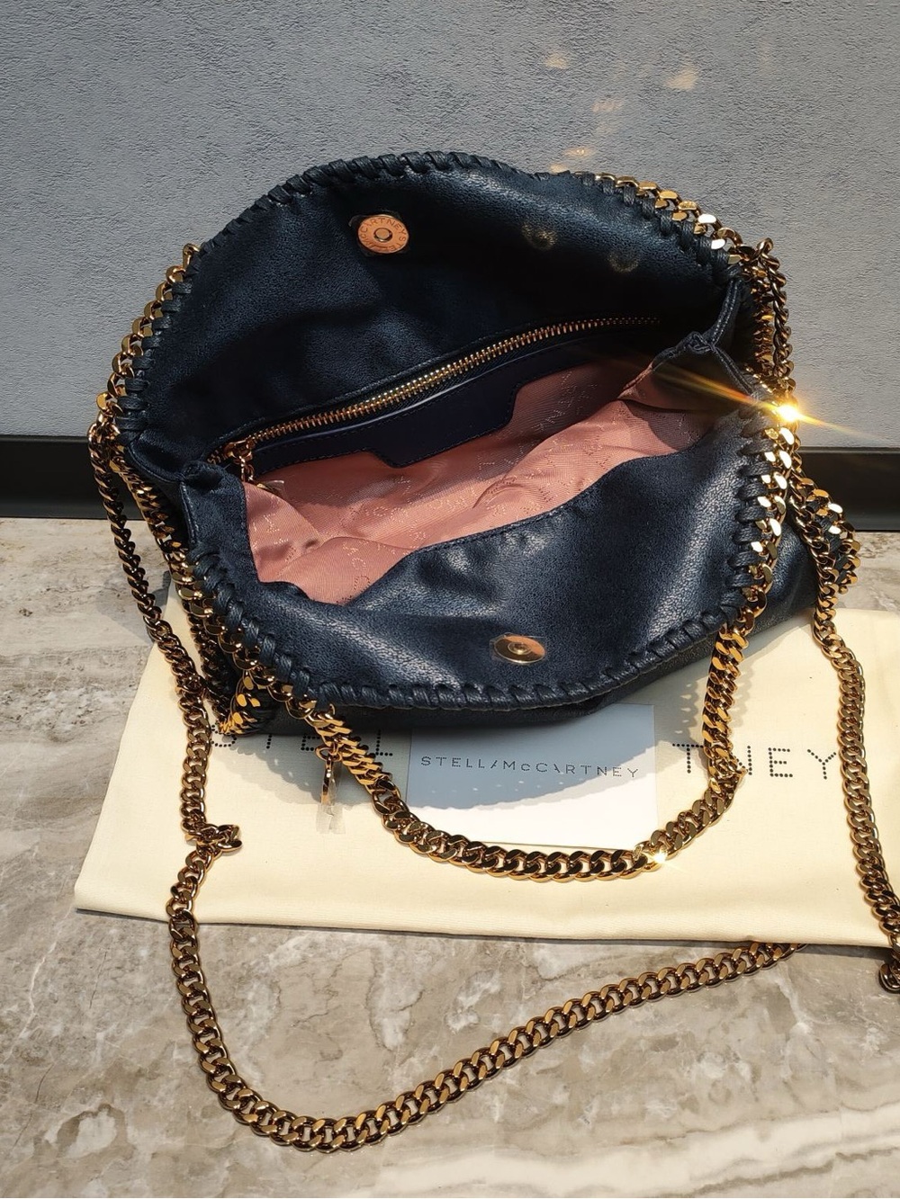 Stella McCartney Navy Falabella Shaggy Deer Chain Shoulder Bag - Picture 4 of 6